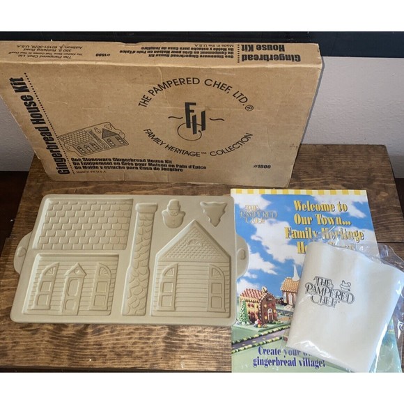 Pampered Chef Dining Pampered Chef Gingerbread House Mold Stoneware